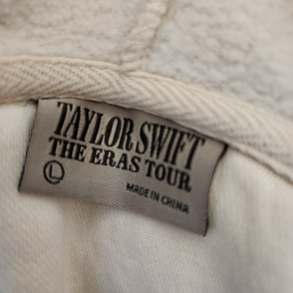 Taylor Swift Eras Tour Sweatshirt Hoodie Size Large - Picture 4 of 6